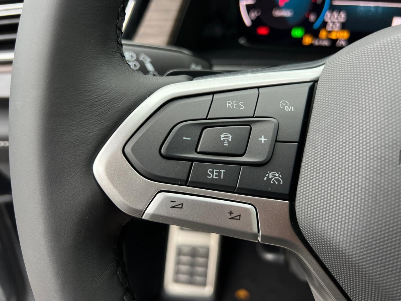 2026 Volkswagen Atlas 2.0T SEL Premium R-Line Hagerstown MD