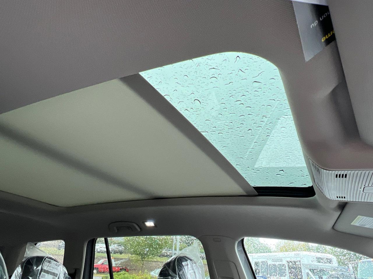 2026 Volkswagen Atlas 2.0T SEL Premium R-Line Hagerstown MD