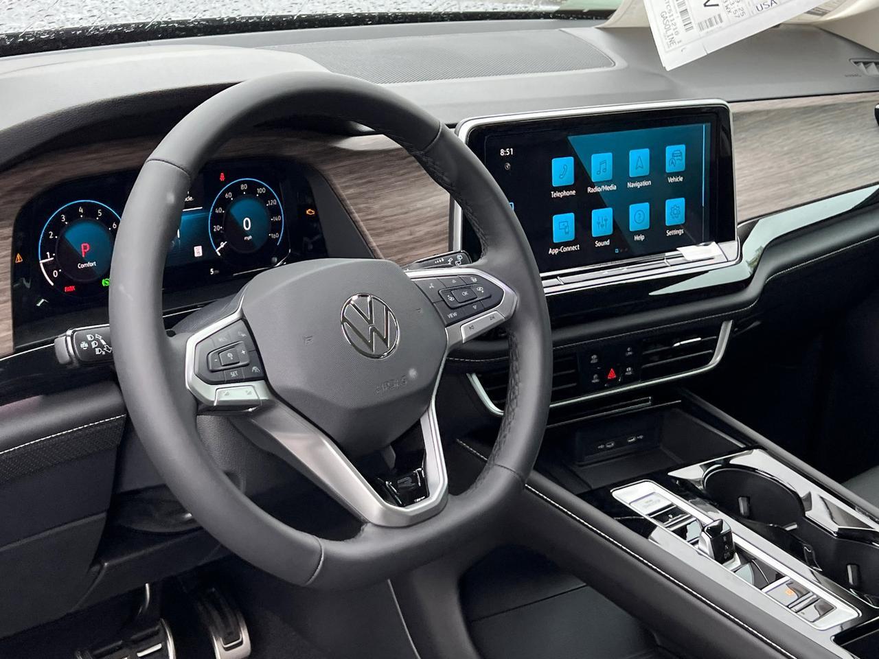 2026 Volkswagen Atlas 2.0T SEL Premium R-Line Hagerstown MD