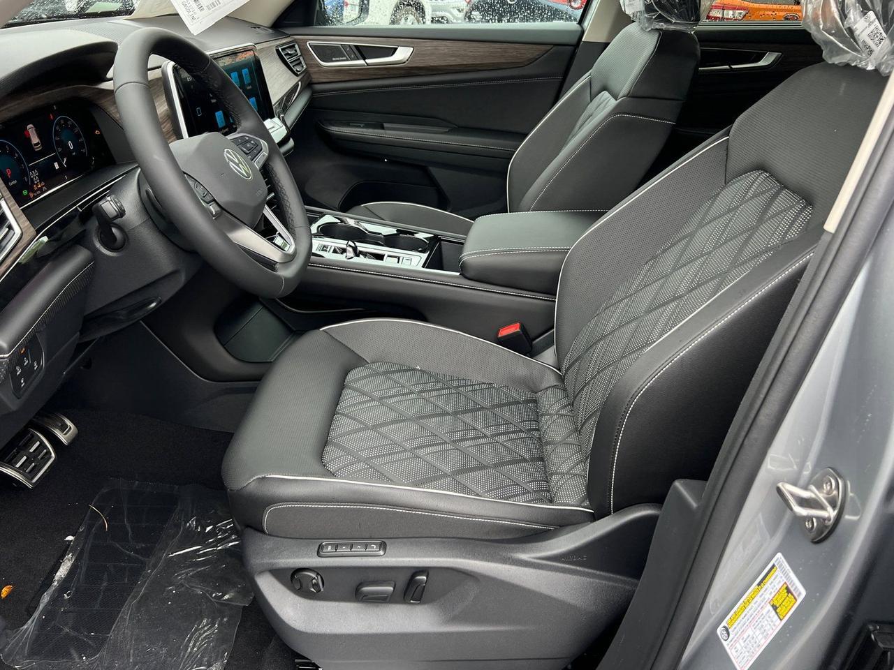 2026 Volkswagen Atlas 2.0T SEL Premium R-Line Hagerstown MD