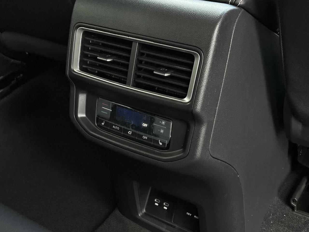 2026 Volkswagen Atlas 2.0T SEL Premium R-Line Hagerstown MD