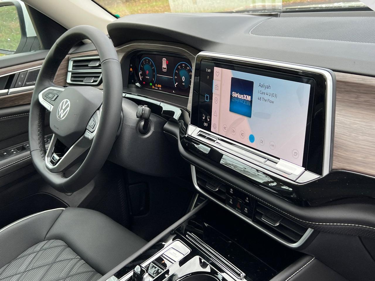 2026 Volkswagen Atlas 2.0T SEL Premium R-Line Hagerstown MD