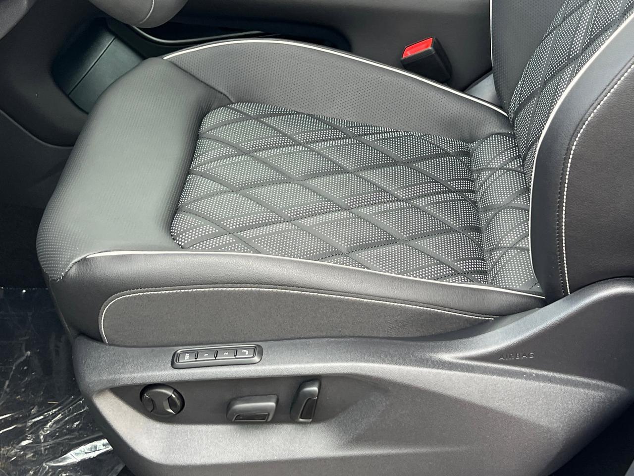 2026 Volkswagen Atlas 2.0T SEL Premium R-Line Hagerstown MD