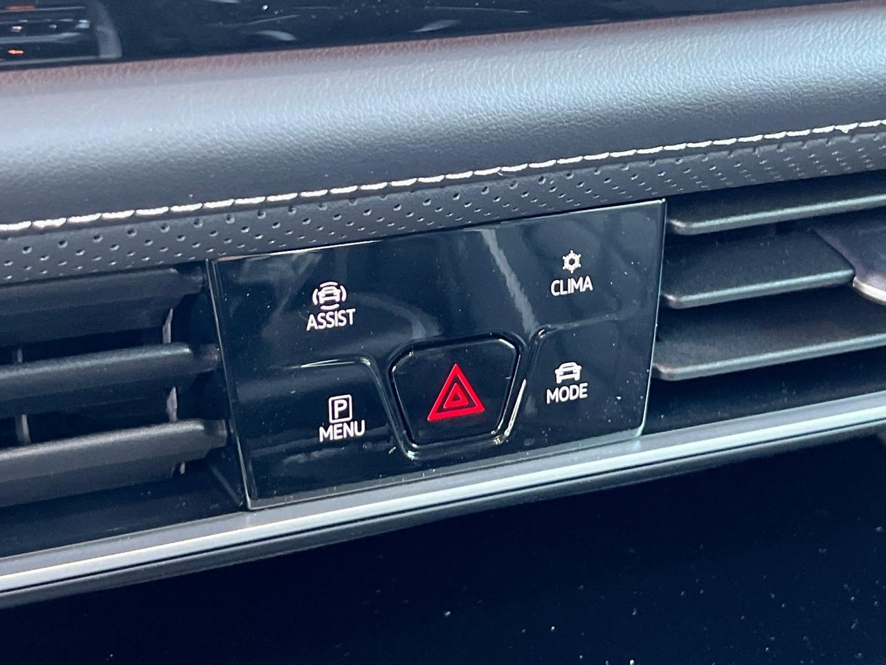 2026 Volkswagen Atlas 2.0T SEL Premium R-Line Hagerstown MD