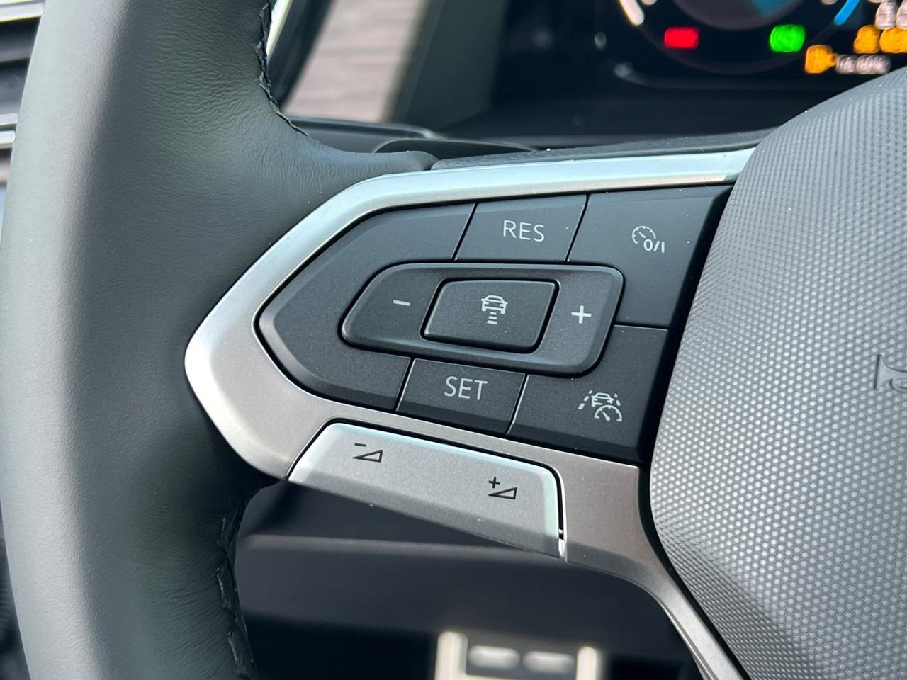 2026 Volkswagen Atlas 2.0T SEL Premium R-Line Hagerstown MD