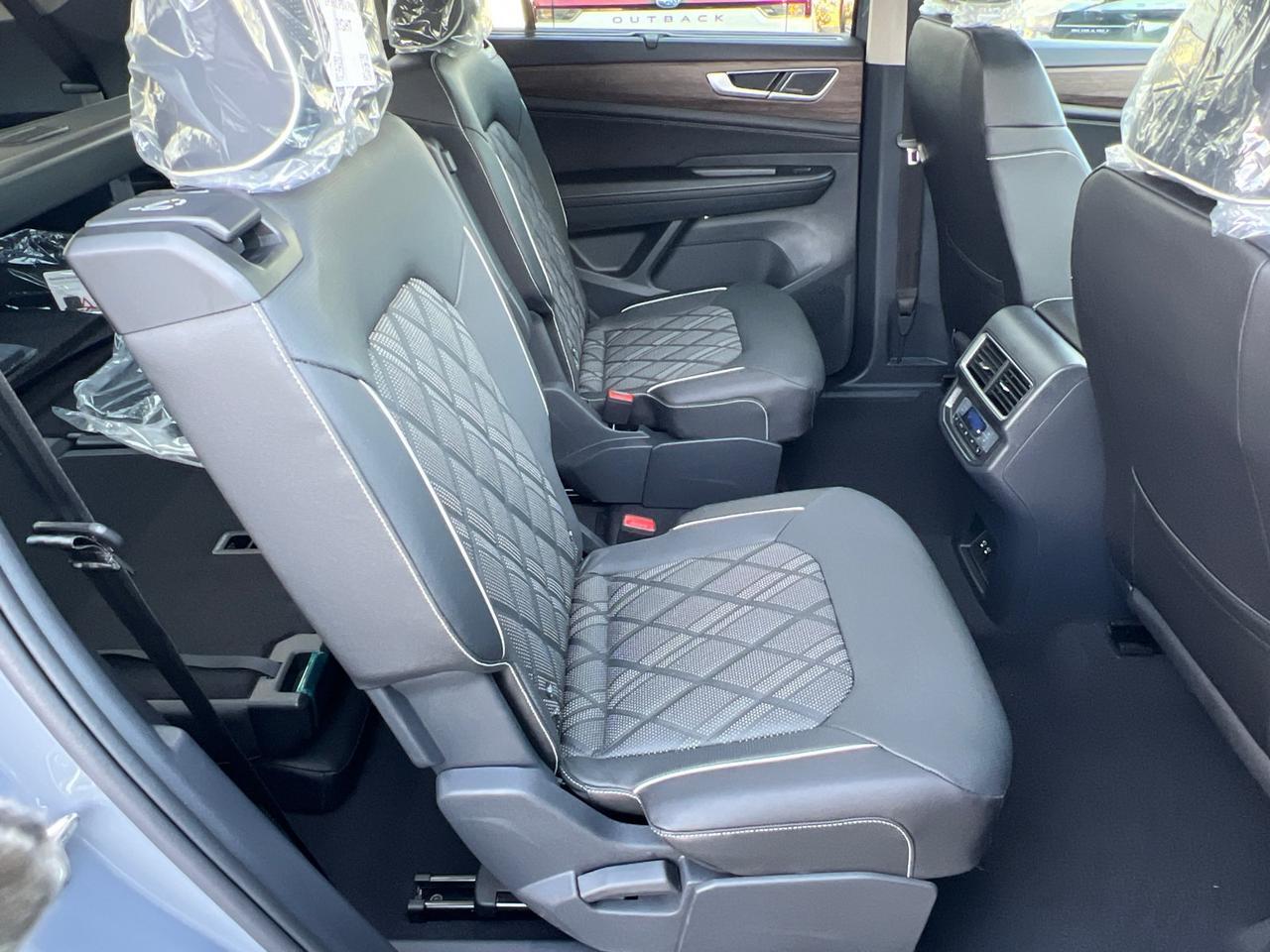 2026 Volkswagen Atlas 2.0T SEL Premium R-Line Hagerstown MD