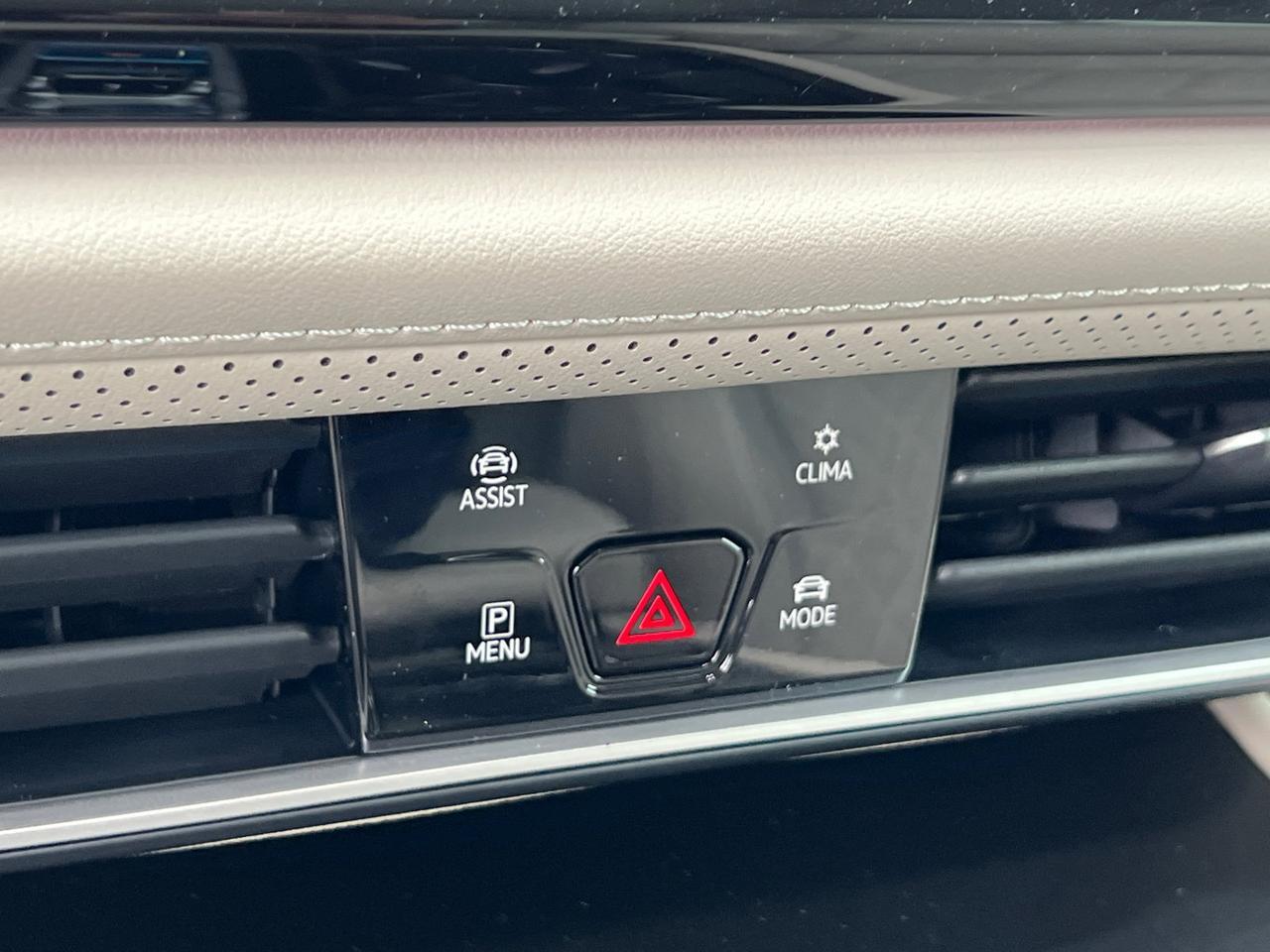 2026 Volkswagen Atlas 2.0T SEL Premium R-Line Hagerstown MD