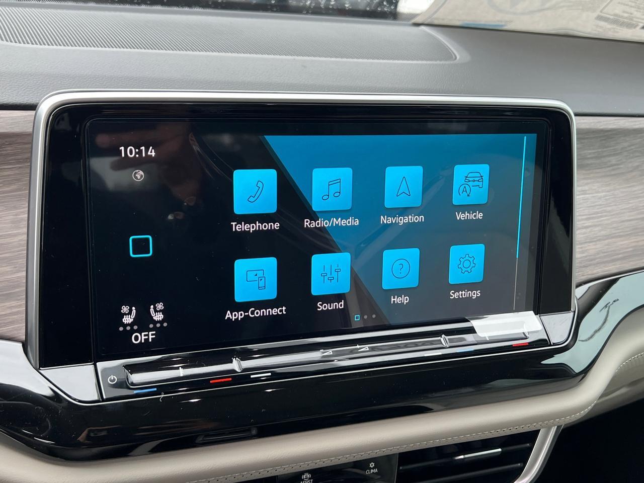 2026 Volkswagen Atlas 2.0T SEL Premium R-Line Hagerstown MD