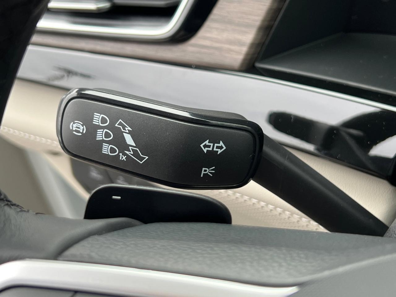 2026 Volkswagen Atlas 2.0T SEL Premium R-Line Hagerstown MD