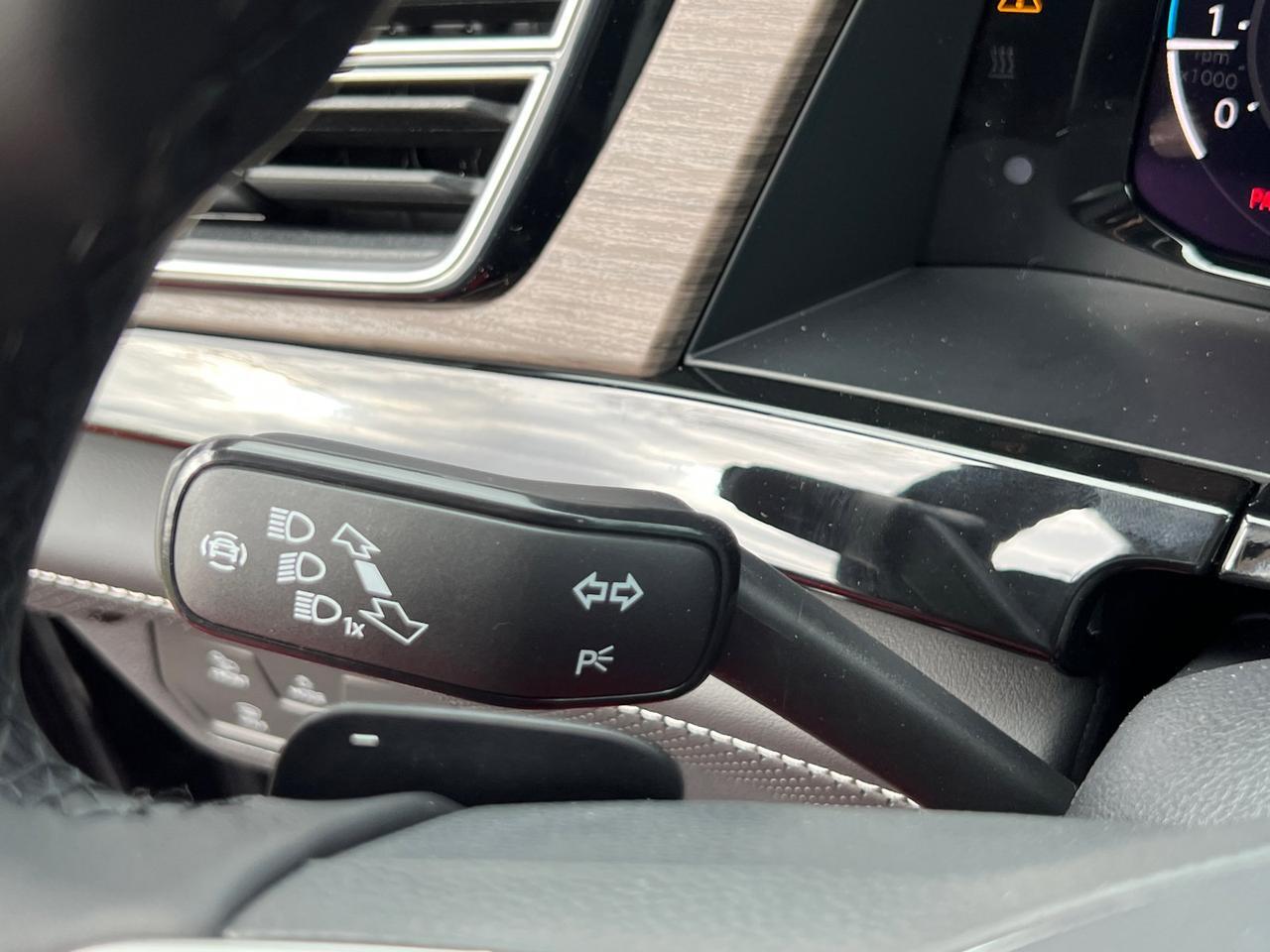 2026 Volkswagen Atlas 2.0T SEL Premium R-Line Hagerstown MD