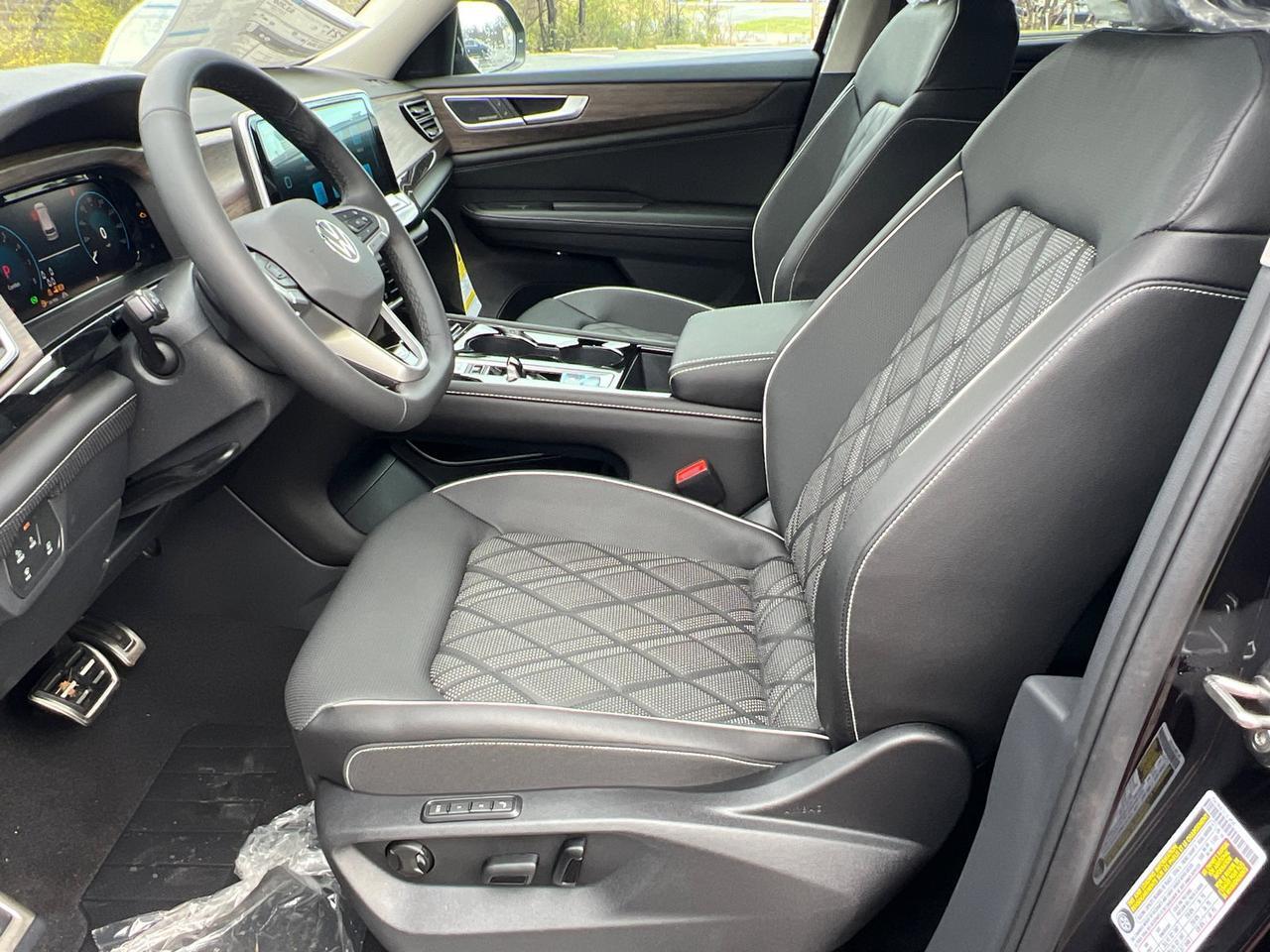 2026 Volkswagen Atlas 2.0T SEL Premium R-Line Hagerstown MD