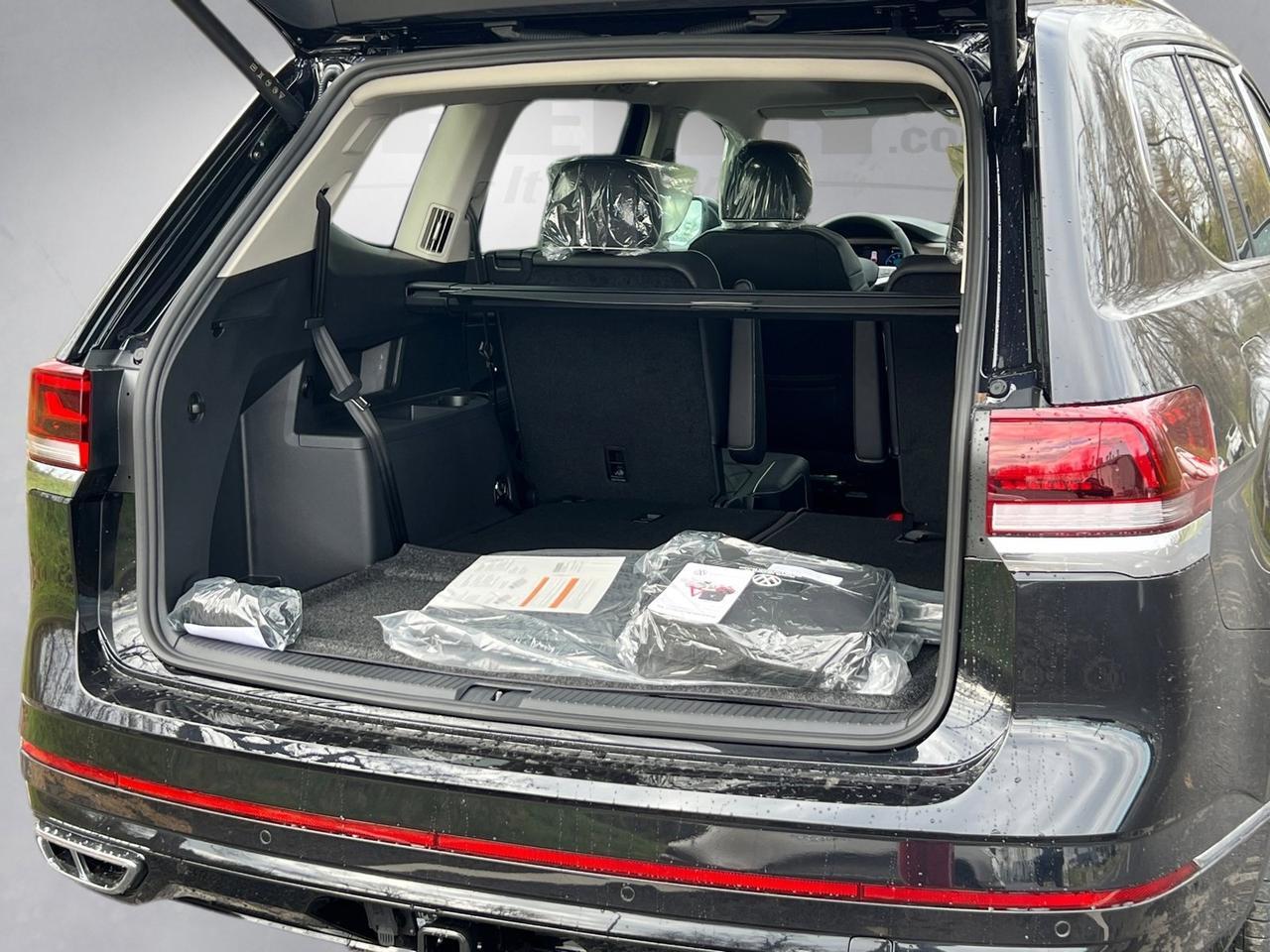 2026 Volkswagen Atlas 2.0T SEL Premium R-Line Hagerstown MD