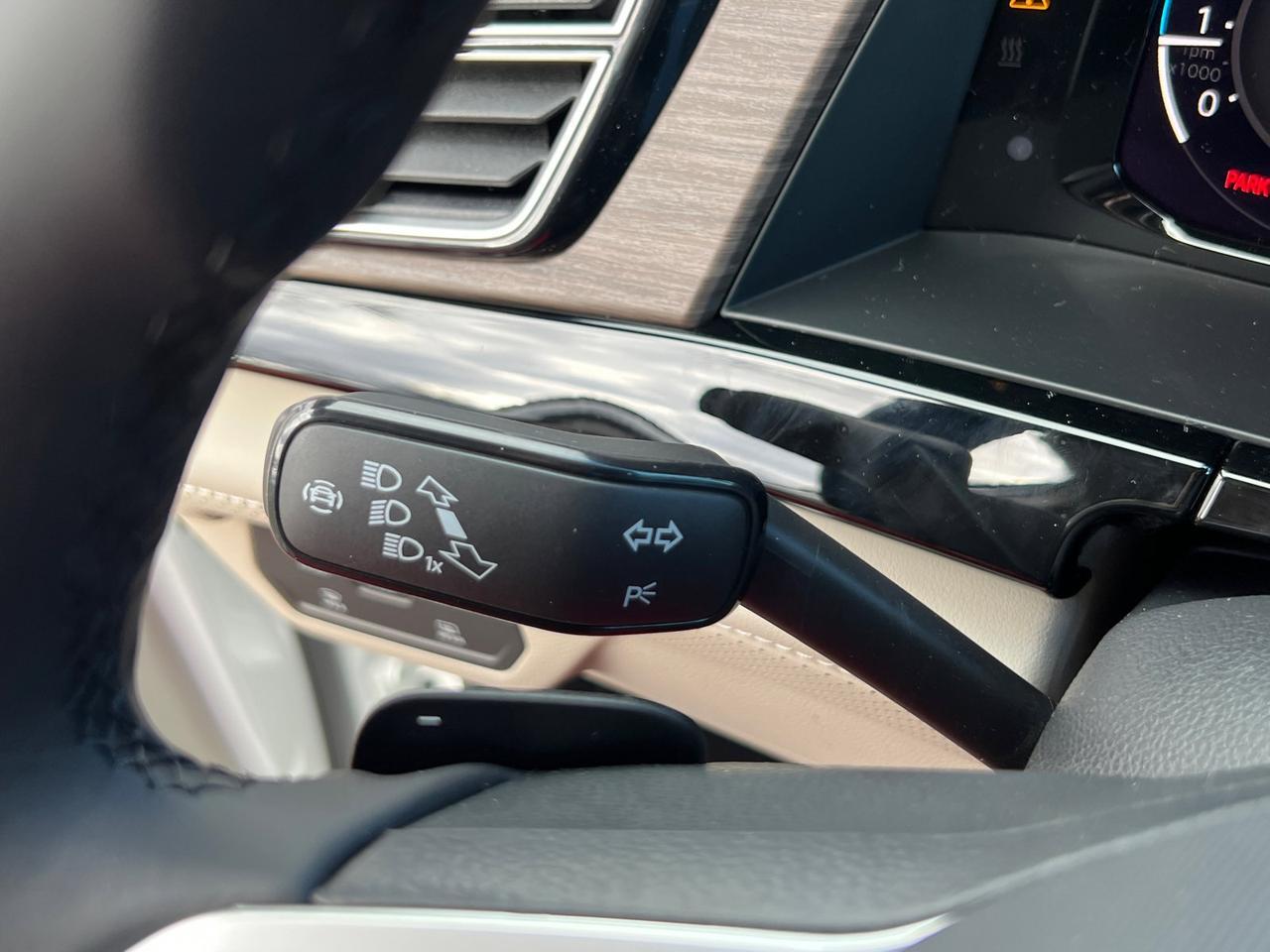 2026 Volkswagen Atlas 2.0T SEL Premium R-Line Hagerstown MD