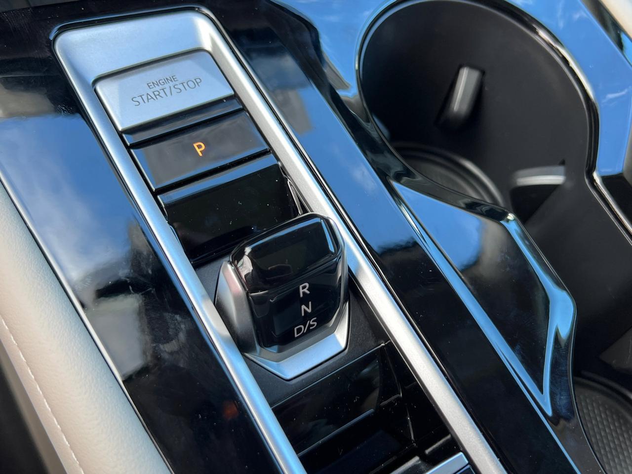 2026 Volkswagen Atlas 2.0T SEL Premium R-Line Hagerstown MD