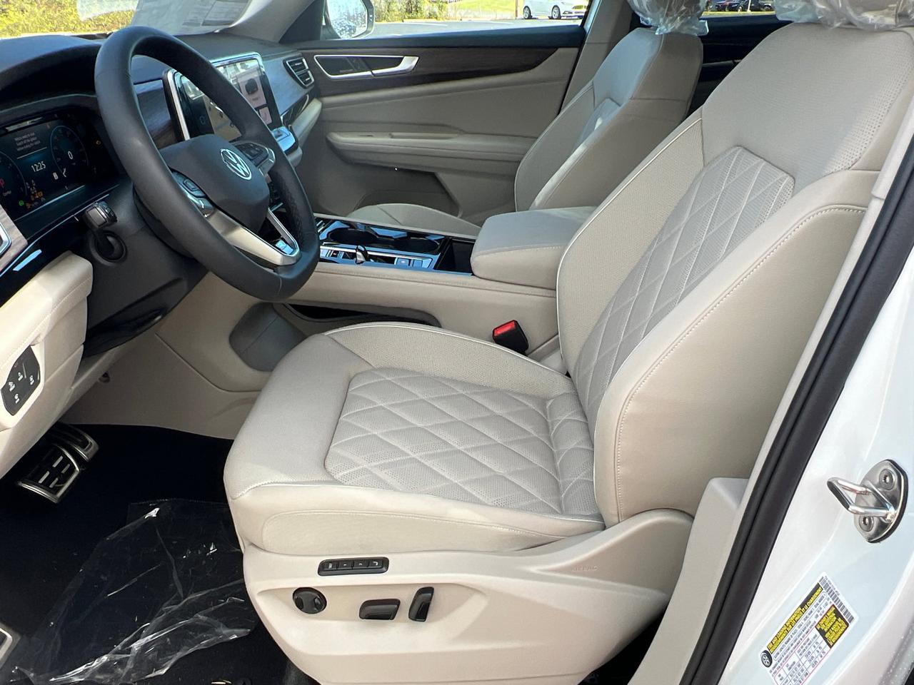 2026 Volkswagen Atlas 2.0T SEL Premium R-Line Hagerstown MD