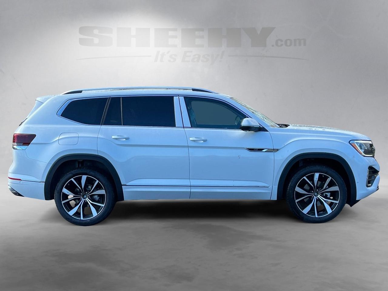 2026 Volkswagen Atlas 2.0T SEL Premium R-Line Hagerstown MD