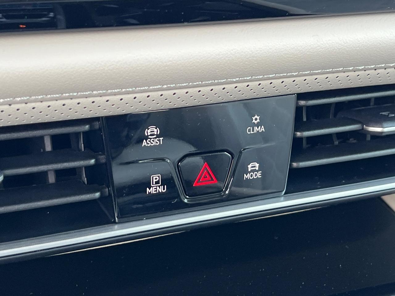 2026 Volkswagen Atlas 2.0T SEL Premium R-Line Hagerstown MD