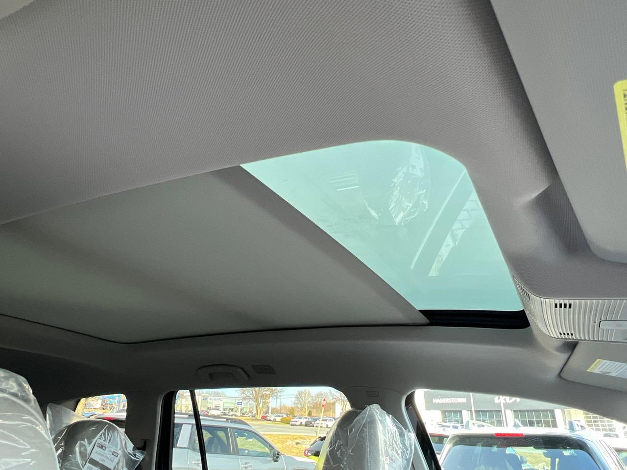 2026 Volkswagen Atlas 2.0T SEL Premium R-Line Hagerstown MD