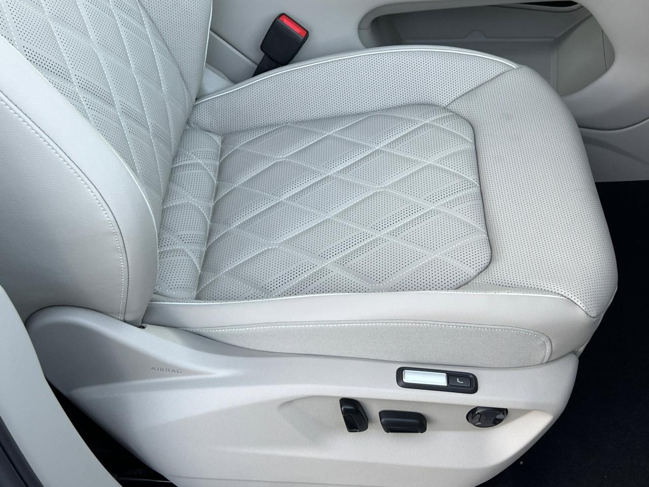 2026 Volkswagen Atlas 2.0T SEL Premium R-Line Hagerstown MD