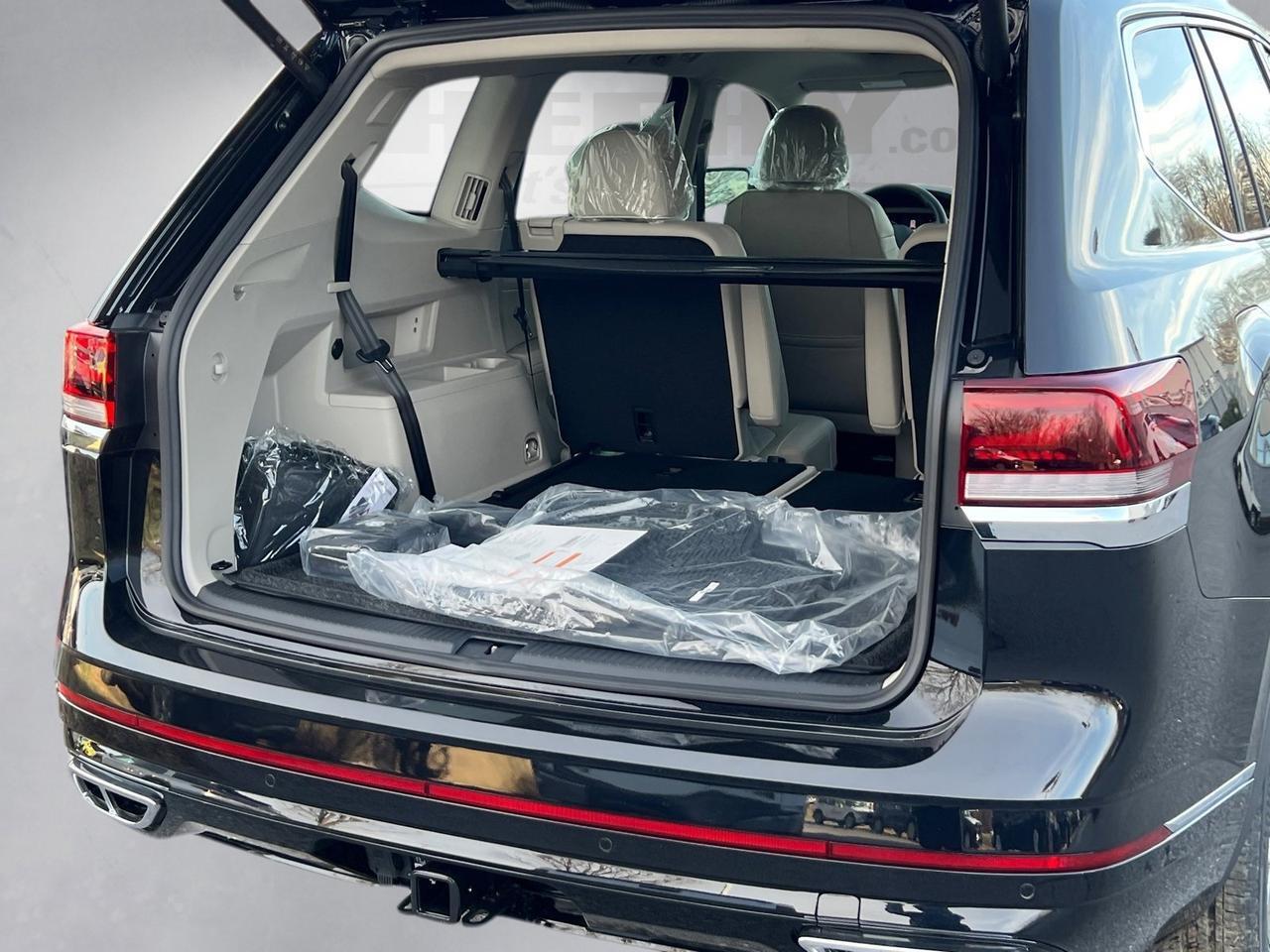 2026 Volkswagen Atlas 2.0T SEL Premium R-Line Hagerstown MD