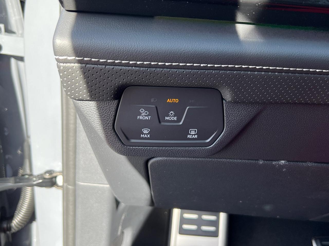 2026 Volkswagen Atlas 2.0T SEL Premium R-Line Hagerstown MD