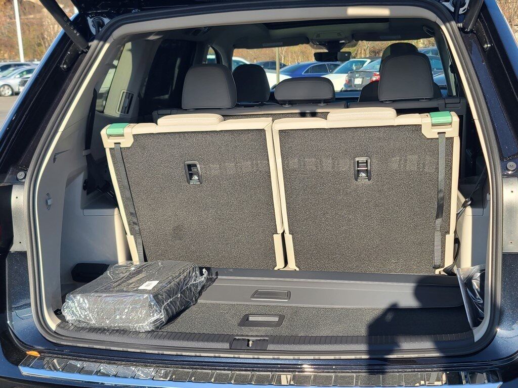 2026 Volkswagen Atlas 2.0T SEL Premium R-Line Springfield VA