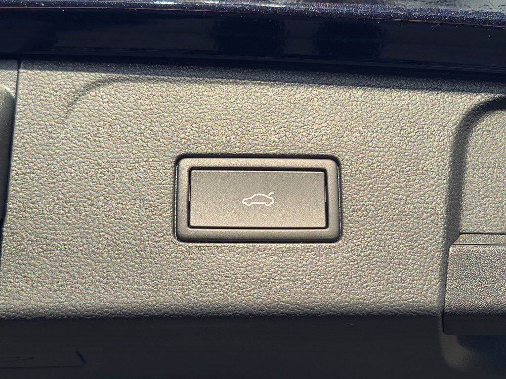 2026 Volkswagen Atlas 2.0T SEL Premium R-Line Springfield VA