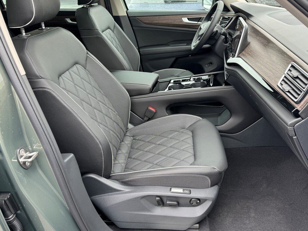 2026 Volkswagen Atlas 2.0T SEL Premium R-Line Springfield VA