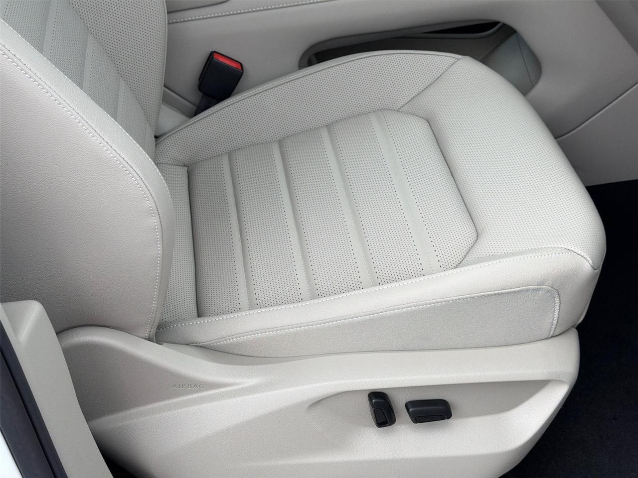 2026 Volkswagen Atlas 2.0T SEL Hagerstown MD