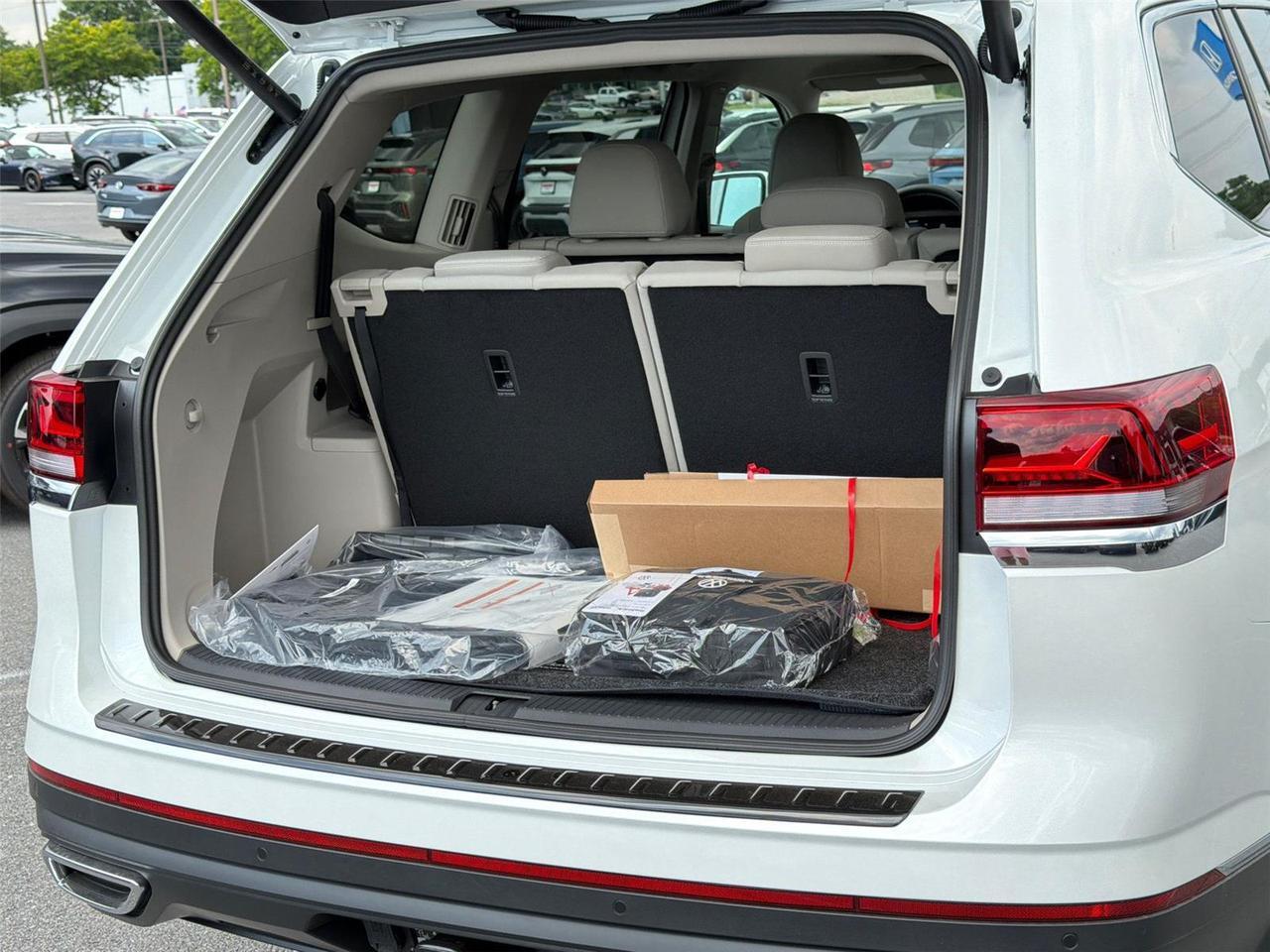2026 Volkswagen Atlas 2.0T SEL Hagerstown MD
