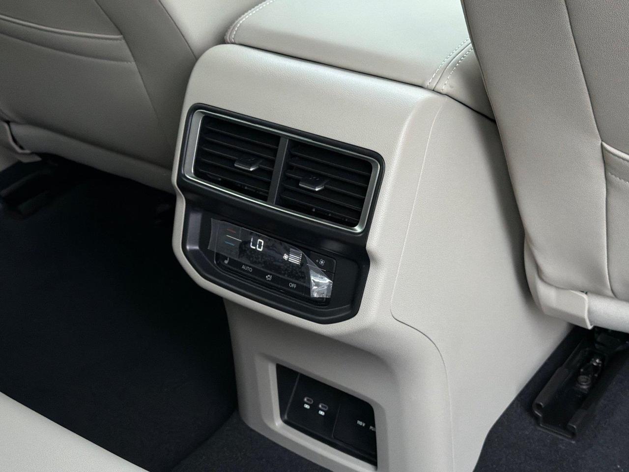 2026 Volkswagen Atlas 2.0T SEL Hagerstown MD