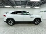 2026 Volkswagen Atlas Cross Sport 2.0T SE Oshkosh WI
