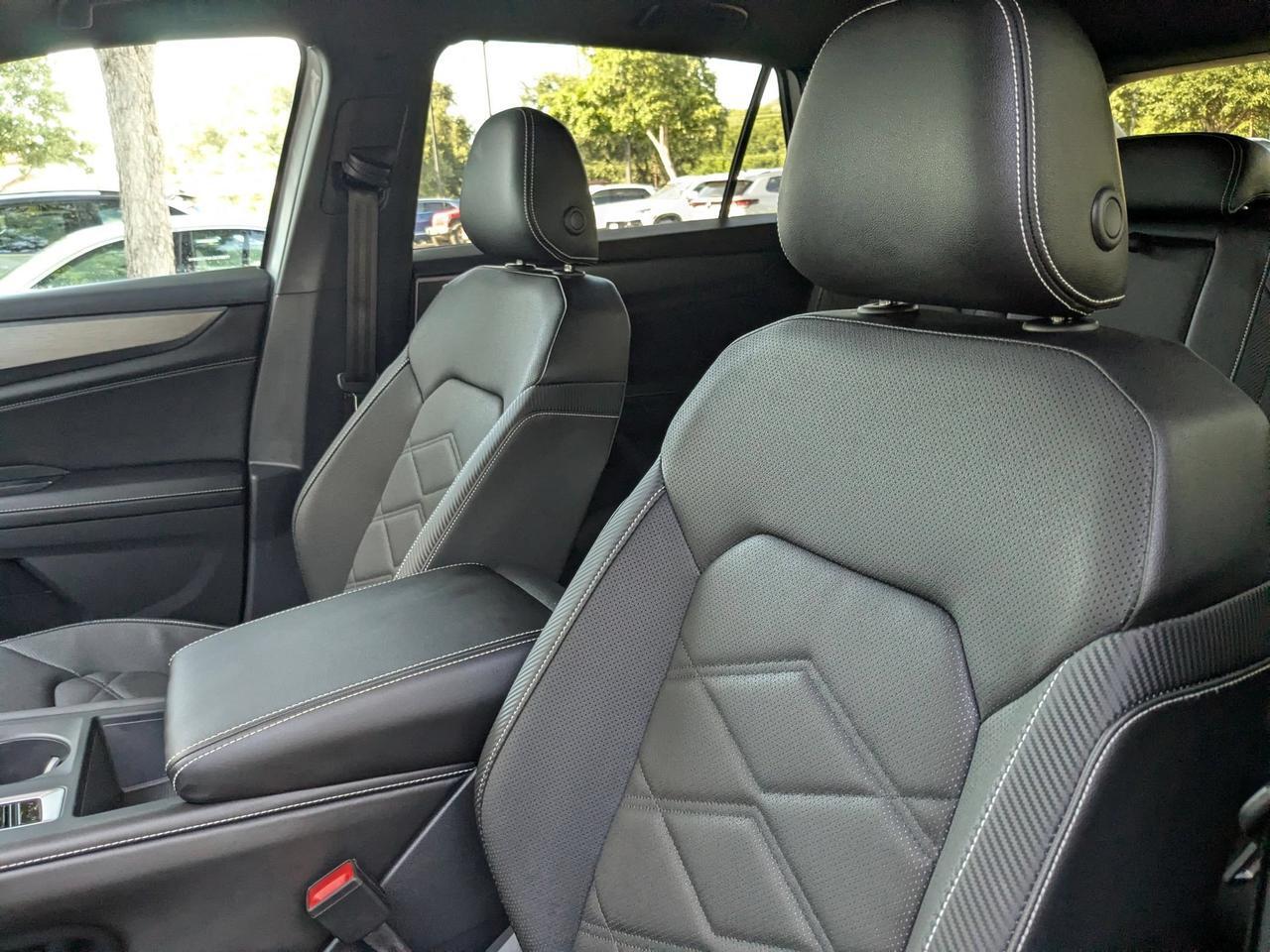 2026 Volkswagen Atlas Cross Sport 2.0T SE San Antonio TX