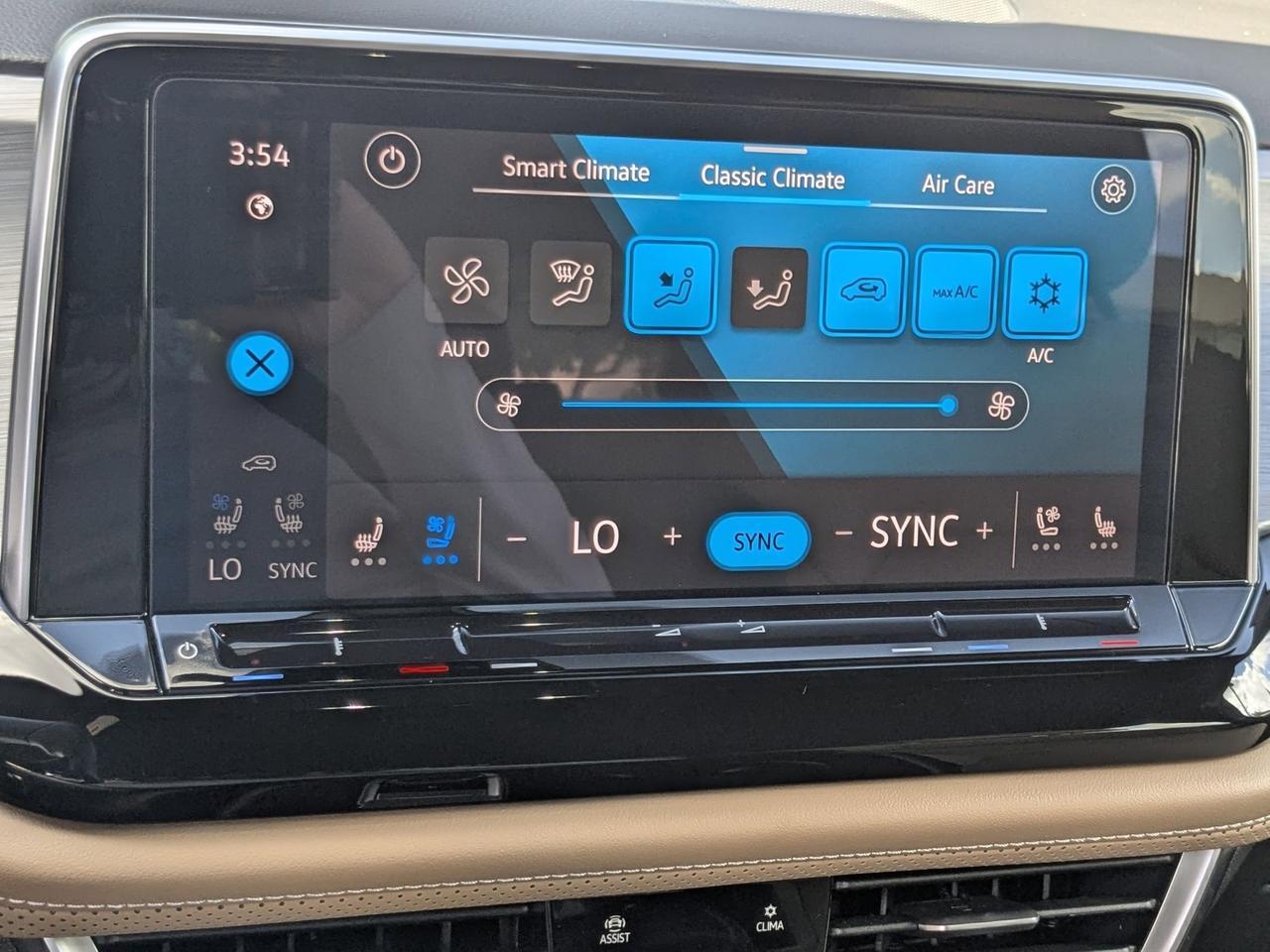 2026 Volkswagen Atlas Cross Sport 2.0T SE San Antonio TX