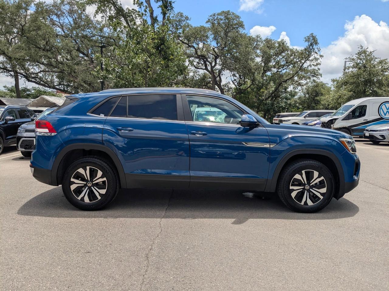 2026 Volkswagen Atlas Cross Sport 2.0T SE
