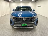2026 Volkswagen Atlas Cross Sport 2.0T SE w/Technology Oshkosh WI