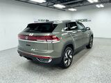 2026 Volkswagen Atlas Cross Sport 2.0T SE w/Technology Oshkosh WI