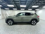 2026 Volkswagen Atlas Cross Sport 2.0T SE w/Technology Oshkosh WI