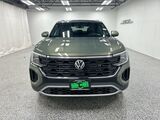 2026 Volkswagen Atlas Cross Sport 2.0T SE w/Technology Oshkosh WI