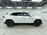 2026 Volkswagen Atlas Cross Sport 2.0T SE w/Technology Oshkosh WI