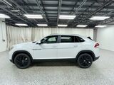 2026 Volkswagen Atlas Cross Sport 2.0T SE w/Technology Oshkosh WI