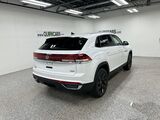 2026 Volkswagen Atlas Cross Sport 2.0T SE w/Technology Oshkosh WI