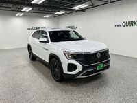 2026 Volkswagen Atlas Cross Sport 2.0T SE w/Technology 2026 Volkswagen Atlas Cross Sport 2.0T SE w/Technology