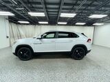 2026 Volkswagen Atlas Cross Sport 2.0T SE w/Technology Oshkosh WI