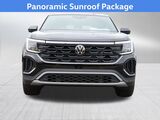 2026 Volkswagen Atlas Cross Sport 2.0T SE w/Technology Oshkosh WI