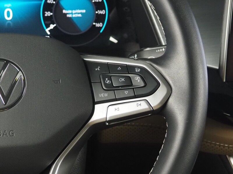 2026 Volkswagen Atlas Cross Sport 2.0T SE w/Technology *PANORAMA MOONROOF, ADAPTIVE CRUISE, SAFETY ALERTS, BACKUP-CAMERA, COLOR TOUCHSCREEN, CLIMATE SEATS, HEATED STEERING, POWER LIFTGATE, REMOTE START, WIRELESS CHARGING, ANDROID & APPLE Round Rock TX
