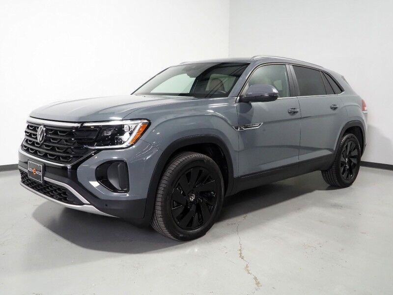 2026 Volkswagen Atlas Cross Sport 2.0T SE w/Technology *PANORAMA MOONROOF, ADAPTIVE CRUISE, SAFETY ALERTS, BACKUP-CAMERA, COLOR TOUCHSCREEN, CLIMATE SEATS, HEATED STEERING, POWER LIFTGATE, REMOTE START, WIRELESS CHARGING, ANDROID & APPLE Round Rock TX