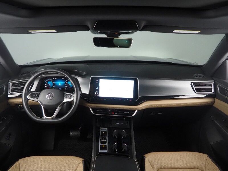 2026 Volkswagen Atlas Cross Sport 2.0T SE w/Technology *PANORAMA MOONROOF, ADAPTIVE CRUISE, SAFETY ALERTS, BACKUP-CAMERA, COLOR TOUCHSCREEN, CLIMATE SEATS, HEATED STEERING, POWER LIFTGATE, REMOTE START, WIRELESS CHARGING, ANDROID & APPLE Round Rock TX