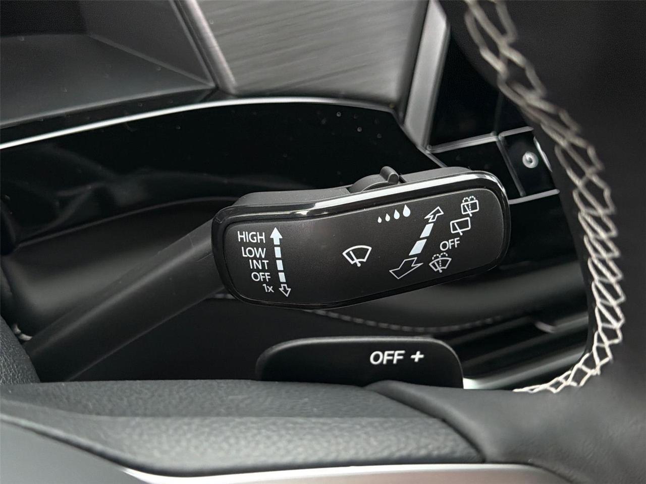 2026 Volkswagen Atlas Cross Sport 2.0T SE w/Technology Hagerstown MD