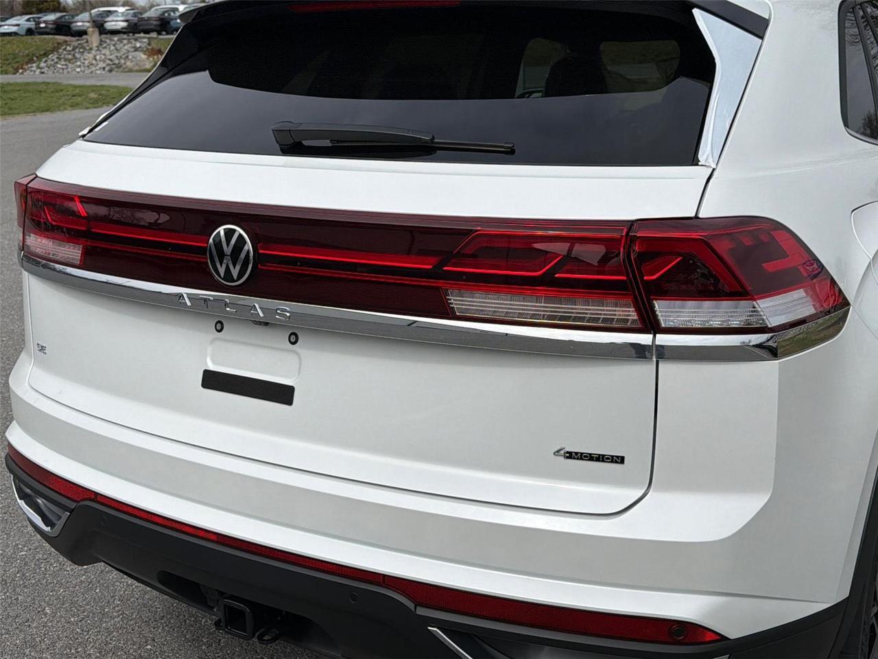 2026 Volkswagen Atlas Cross Sport 2.0T SE w/Technology Hagerstown MD